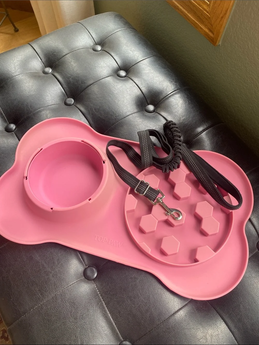 Top Paw Pink Slow-Feed Dog - Slip resistant + New Stretchy Leash.